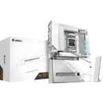 GIGABYTE - X870 AORUS STEALTH ICE socket AM5 moederbord